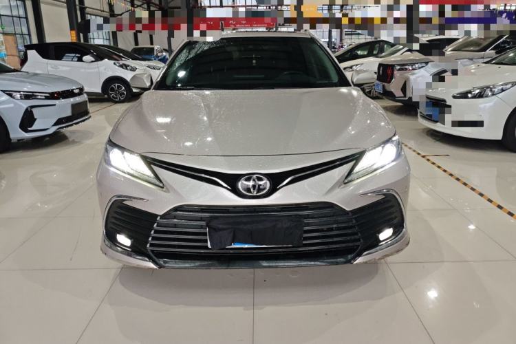 Used Toyota Camry 2021 2.0G Luxury Edition Front