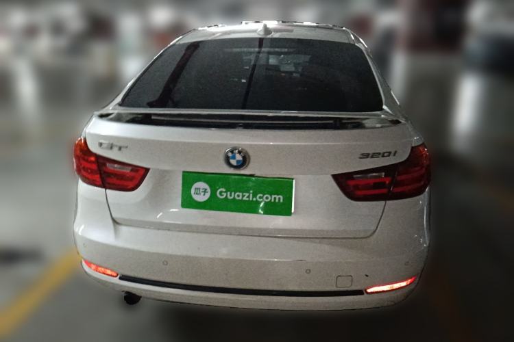 Used BMW 3 Series GT 2014 320i Leading Model
