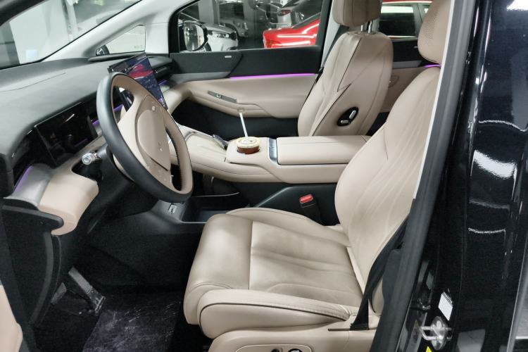 Used XPeng X9 2024 702 Ultra-Long Range Pro