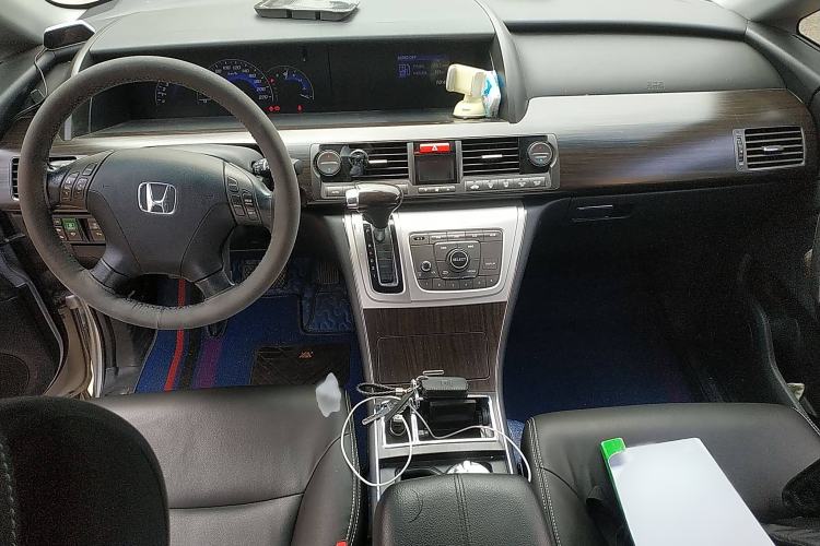 Used Honda Elysion 2012 2.4L VTi Luxury Edition
