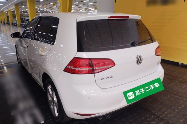 Used Volkswagen Golf 2016 230TSI Automatic Comfort Version
