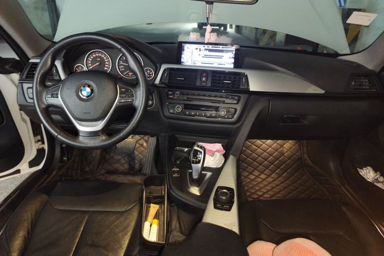 Used BMW 4 Series 2016 420i Fashion Model
