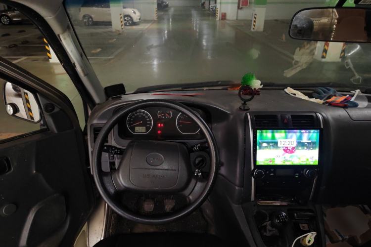 Used Jinbei Express 2017 2.0L Standard Version V19
