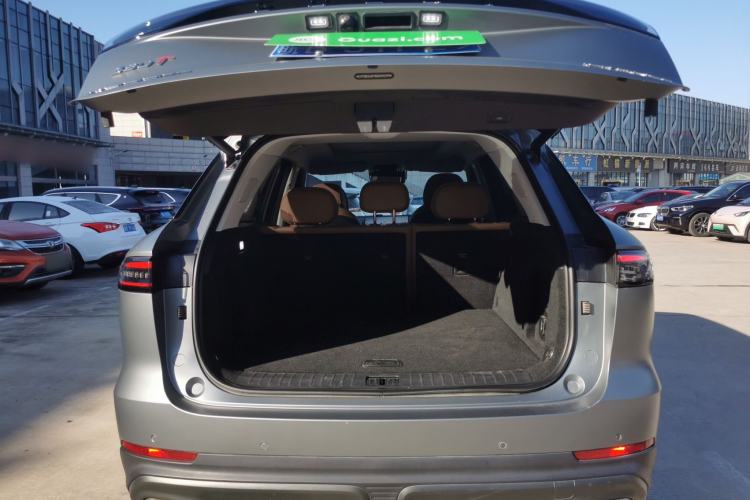 Used Chery Tiggo 8 L 2024 2.0T Two-Wheel Drive Prestige Version 5 Seats
