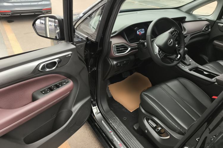 Used GAC Trumpchi M6 2023 PRO 270T DCT Luxury Edition
