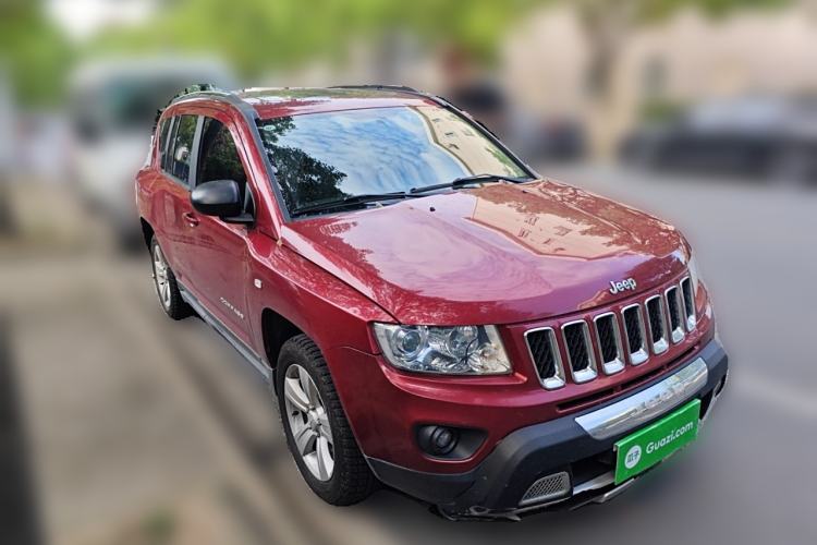 Used Jeep Compass 2013 2.4L four-wheel-drive sport version