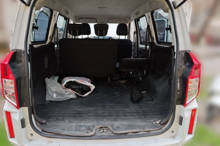 Used Wuling Hongguang PLUS 2019 1.5T Manual Standard Edition 5 Seats
