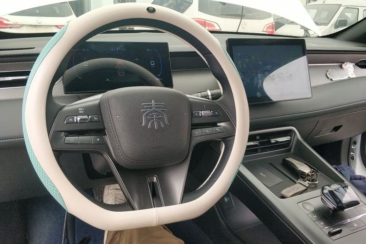 Used BYD Qin PLUS 2025 DM-i Smart Drive 55KM Leading Model