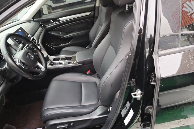Used Honda Accord 2018 260TURBO Elite Edition China VI Left Front Seat