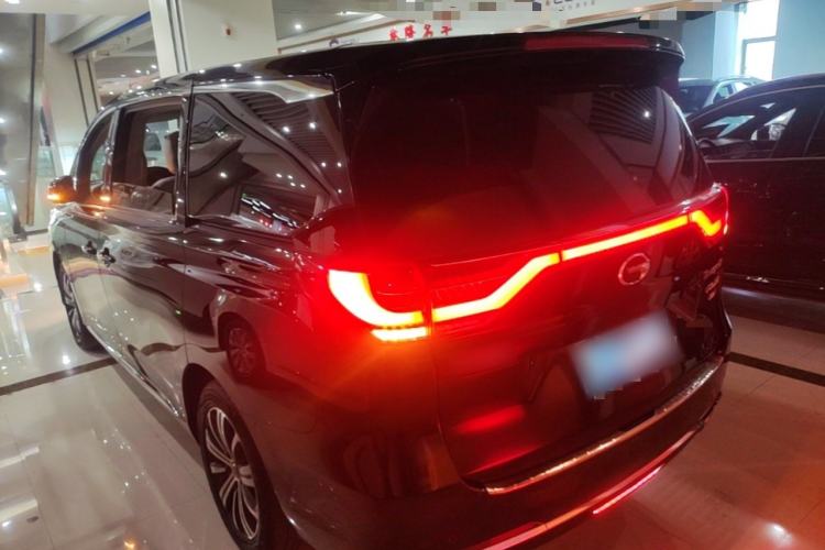 Used GAC Trumpchi M8 2018 320T Luxury Edition Rear Left 45 Deg