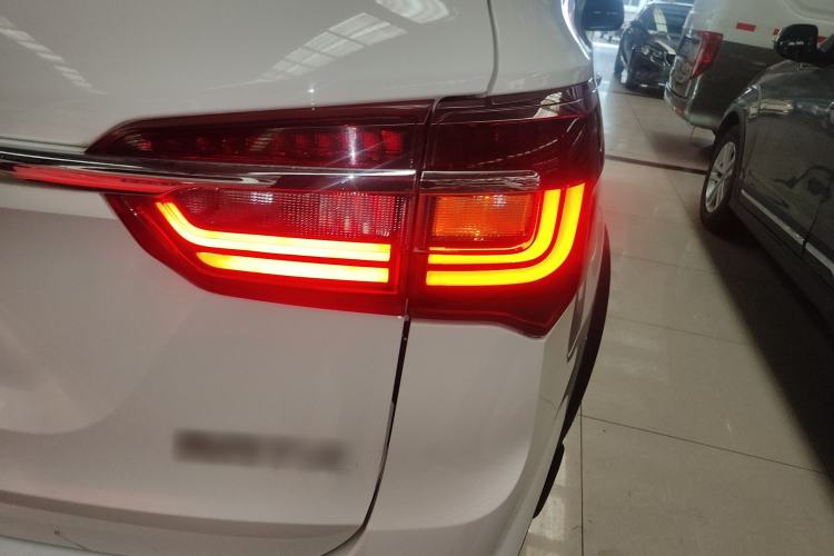 Used FORTHING T5L 2020 1.5T Automatic Luxury 7-Seater China VI Standard Exterior 3