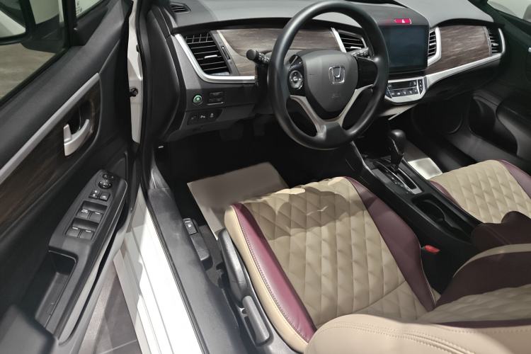 Used Honda Jade 2020 1.8L automatic Comfort version Interior 3