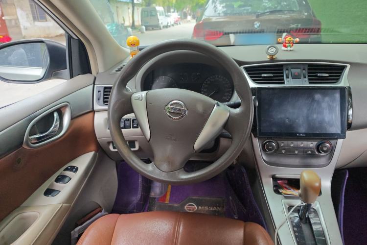 Used Nissan Sylphy 2012 1.6XE CVT Comfort Edition Steering Wheel
