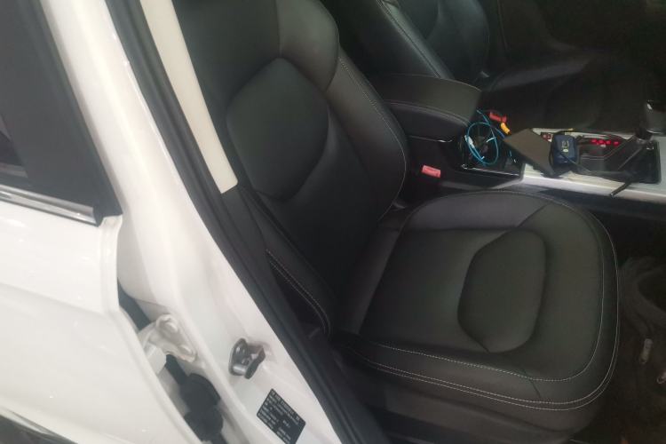 Used Bestune X40 2019 1.6L Automatic Luxury Edition China VI
