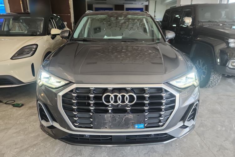 Used Audi Q3 2020 35 TFSI Fashion Dynamic Model
