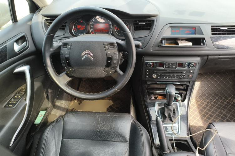 Used Citroen C5 2013 2.0L Automatic Luxury Model Steering Wheel