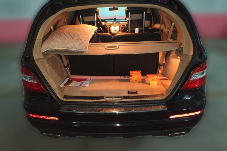 Used Mercedes-Benz R-Class 2014 R 400 4MATIC Business Model
