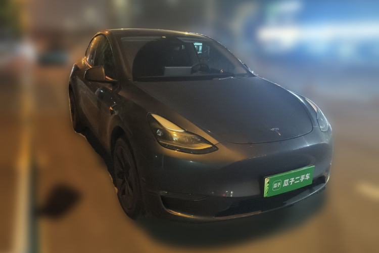 Used Tesla Model Y 2024 Long-Range All-Wheel-Drive Version