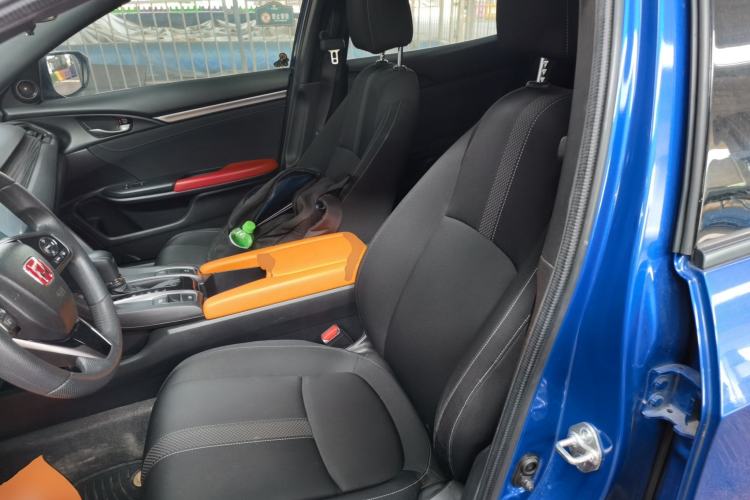 Used Honda Civic 2021 HATCHBACK 220TURBO CVT New Trendsetter Left Front Seat