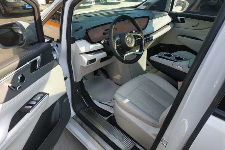 Used Buick GL8 New Energy 2024 Lu Zun Deluxe Edition 7-Seater
