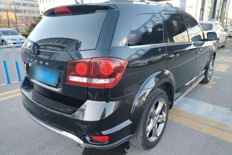 Used Dodge Journey 2016 2.4L Two-Wheel-Drive Touring Edition Rear Right 45 Deg