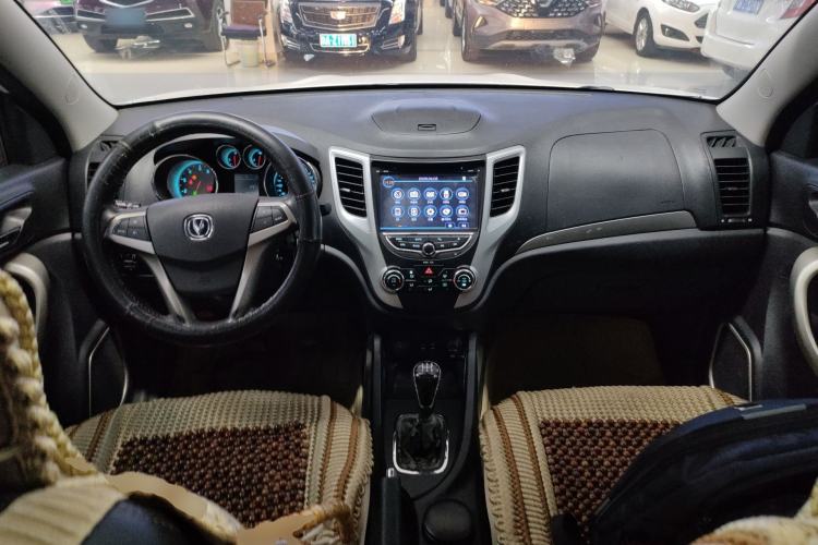 Used CHANGAN CS35 2014 1.6L Manual Luxury Model China IV Standard