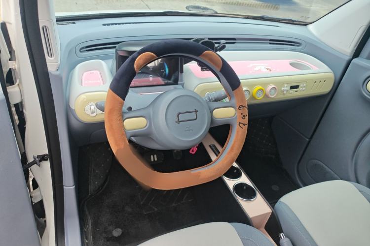 Used Bestune Pony 2025 222km Range Agile Horse Steering Wheel