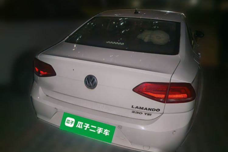 Used Volkswagen Lamando 2015 230TSI DSG Fashion Edition Rear