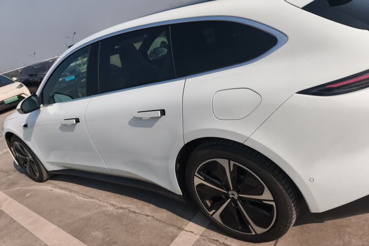 Used Nio ET5T 2023 75 kWh Touring