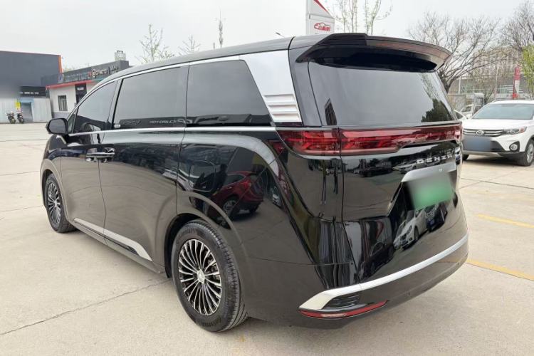 Used Denza D9 2024 DM-i 970 Luxury Model