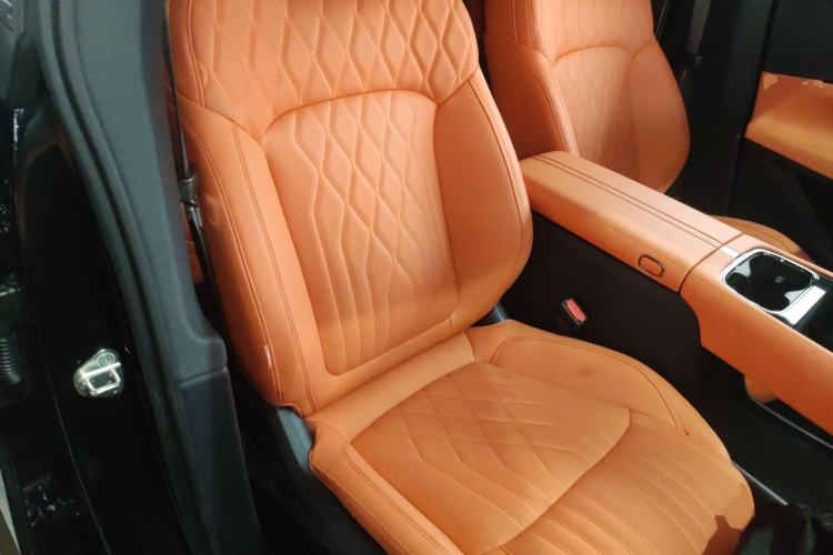 Used Lynk & Co 08 EM-P 2026 Model 210 Four-Wheel Drive Performance Ultra H7 Right Front Seat