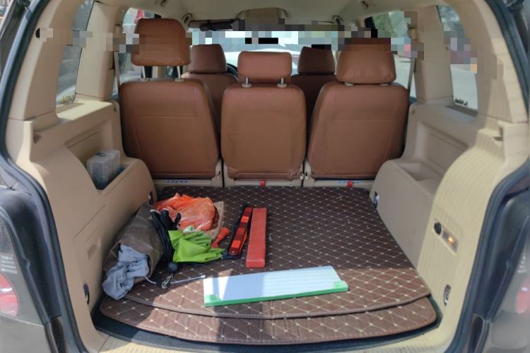 Used Volkswagen Touran 2011 1.4T Manual ZhiShang Edition 5-seater
