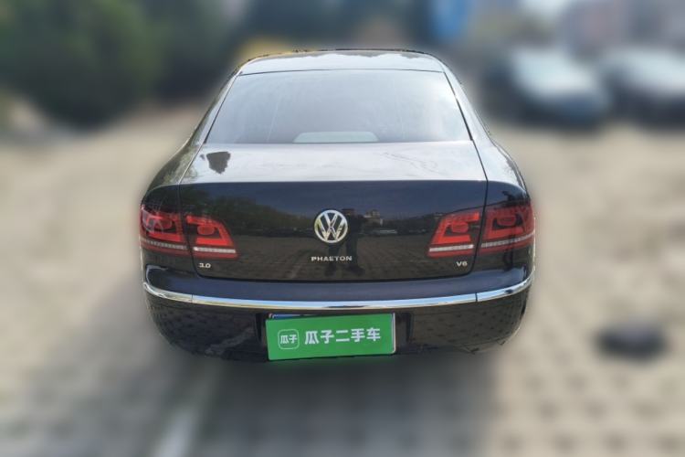 Used Volkswagen Phaeton 2014 3.0L Business Model
