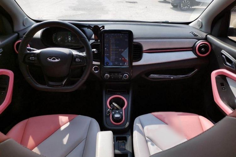 Used Chery New Energy Little Ant 2022 Restyled Version Sweet Pink Edition Half-Sugar Version 28.8 kWh 30 kW 301 km