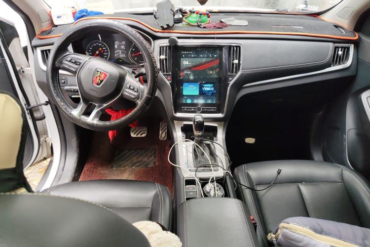 Used Roewe RX5 2016 20T Two-Wheel Drive Automatic Internet Smart Edition