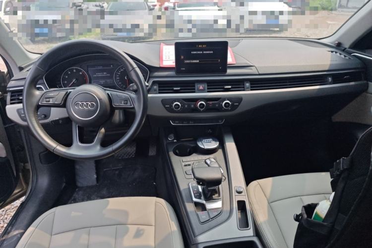 Used Audi A4L 2017 40 TFSI Ambition Edition Center Console