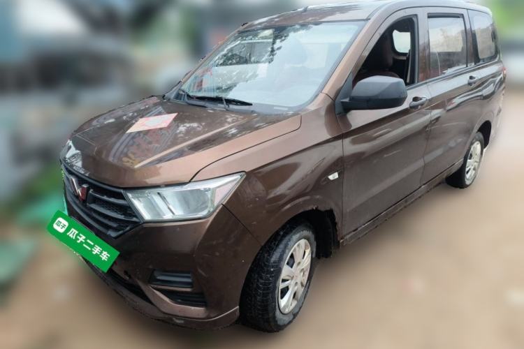 Used Wuling Hongguang 2019 1.5L S Basic Version China VI Standard LAR