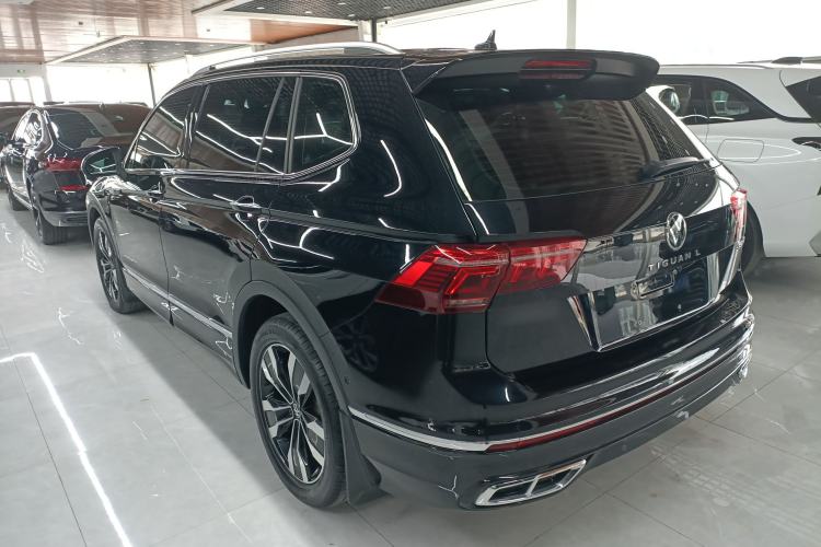 Used Volkswagen Tiguan L 2023 Restyled 330TSI Automatic Two-Wheel Drive R-Line Flagship Edition
