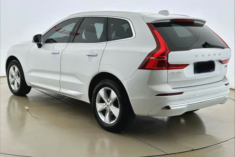 Used Volvo XC60 2022 B5 4x4 Zhiyi Luxury Edition
