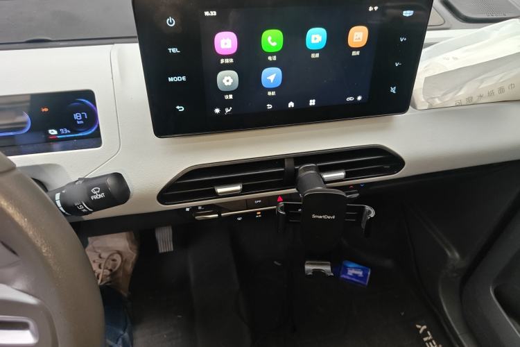 Used Geely Galaxy Panda 2023 Panda Mini 200km Endurance Bear
