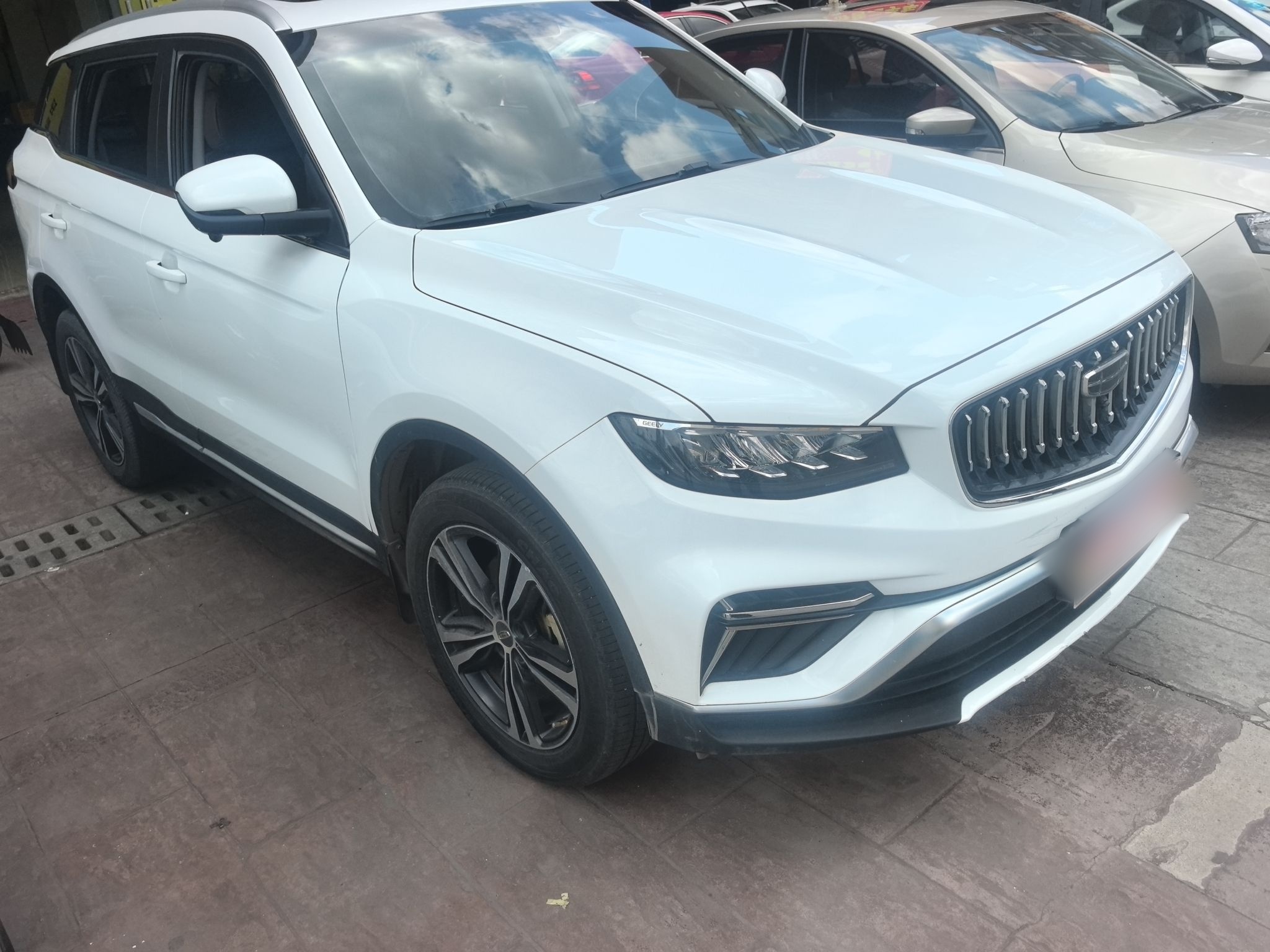 Geely Auto Emgrand X7 Sport 2022 1.8TD DCT Zhiya Trim — снимка 7