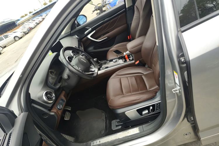 Used Wey VV7 2017 2.0T Flagship Model
