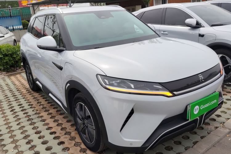 Used BYD Yuan UP 2024 401KM Beyond Edition Front Right 45 Deg