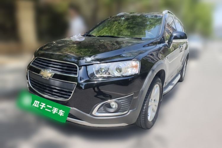 Used Chevrolet Captiva 2015 2.4L 4x4 Flagship Edition 7-Seater