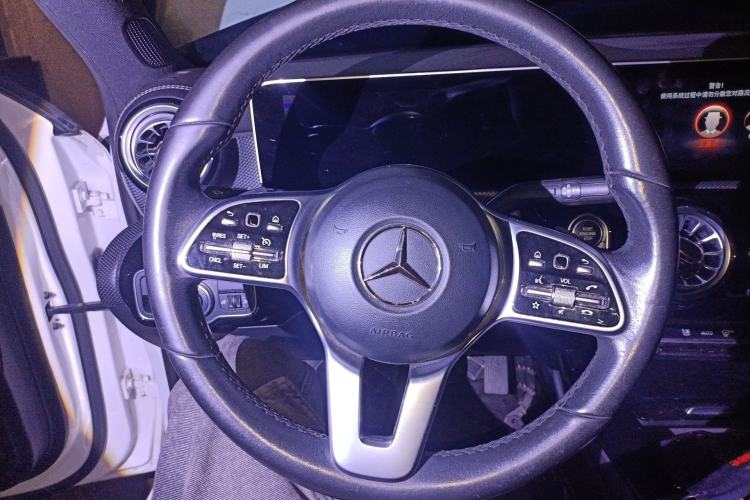 Used Mercedes-Benz A-Class 2020 Facelift A 180 L Sport Sedan Special Configuration