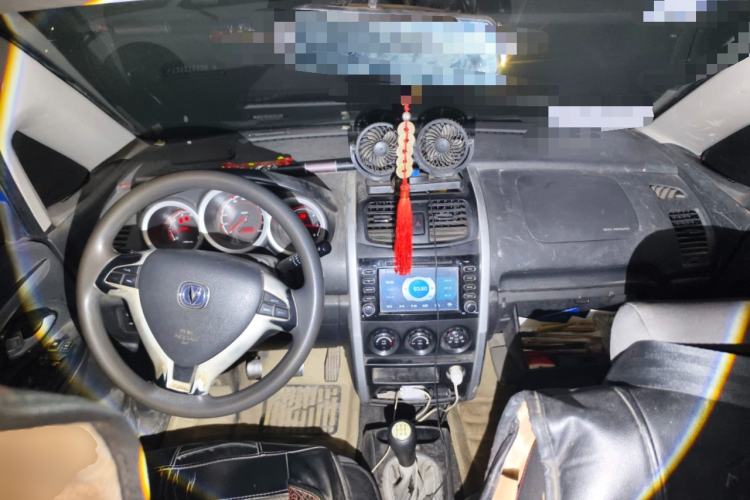 Used CHANGAN CX20 2014 1.4L Manual Sport Edition China V Standard Center Console