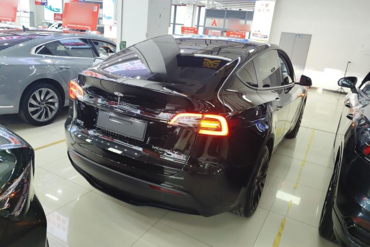 Used Tesla Model Y 2022 Revised Version Rear-Wheel Drive Rear Right 45 Deg