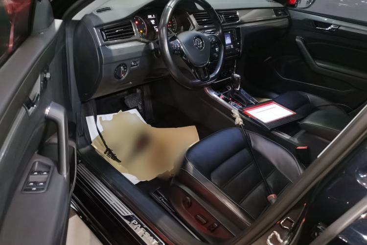 Used Volkswagen Passat 2017 330TSI DSG Luxury Edition