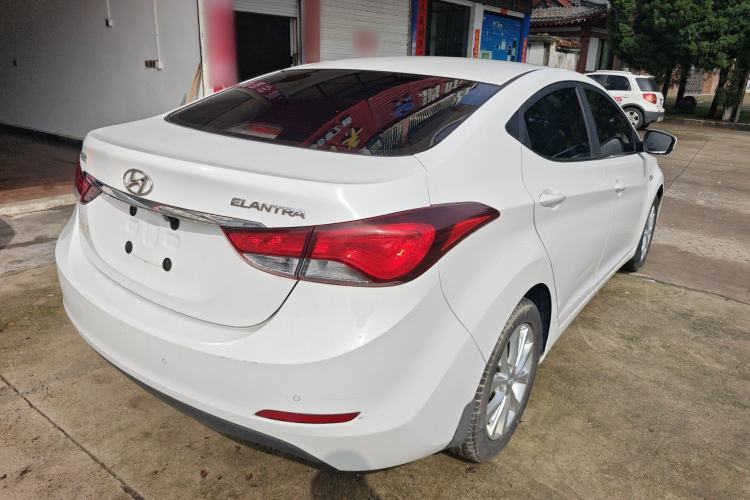Used Hyundai Elantra (5th Generation / Langdong) 2016 1.6L Automatic Smart Version Rear Right 45 Deg