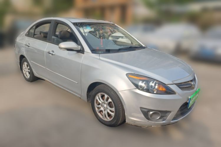 Used CHANGAN Alsvin 2012 Sedan 1.5L Manual Luxury Model Front Right 45 Deg